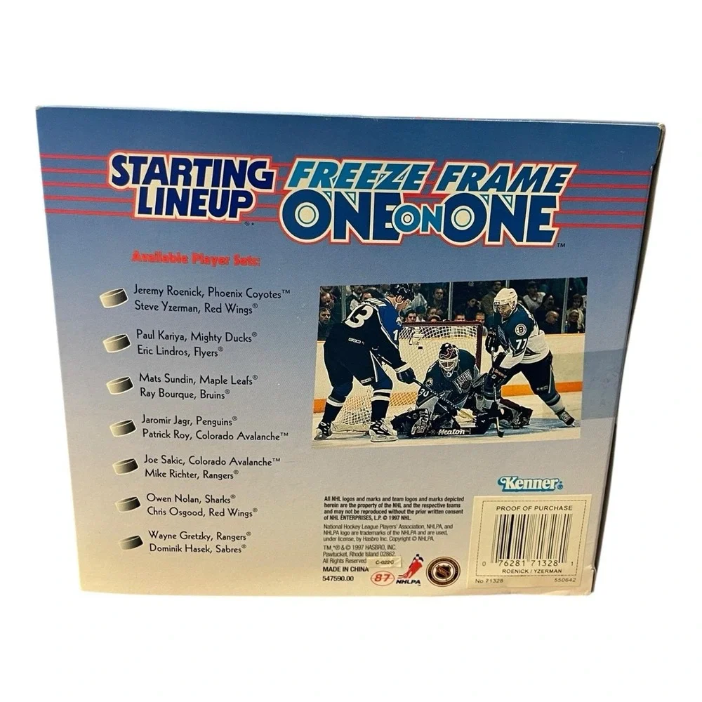 Jeremy Roenick & Steve Yzerman‎ 1997 Freeze Frame Starting Lineup Figures
